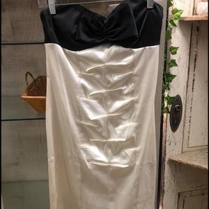 Bulk/white strapless